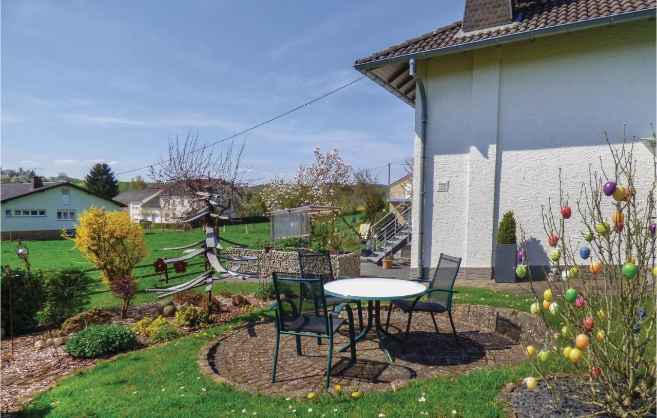 Cozy Apartment In Koerperich-Obersgegen With Wifi Korperich Dış mekan fotoğraf