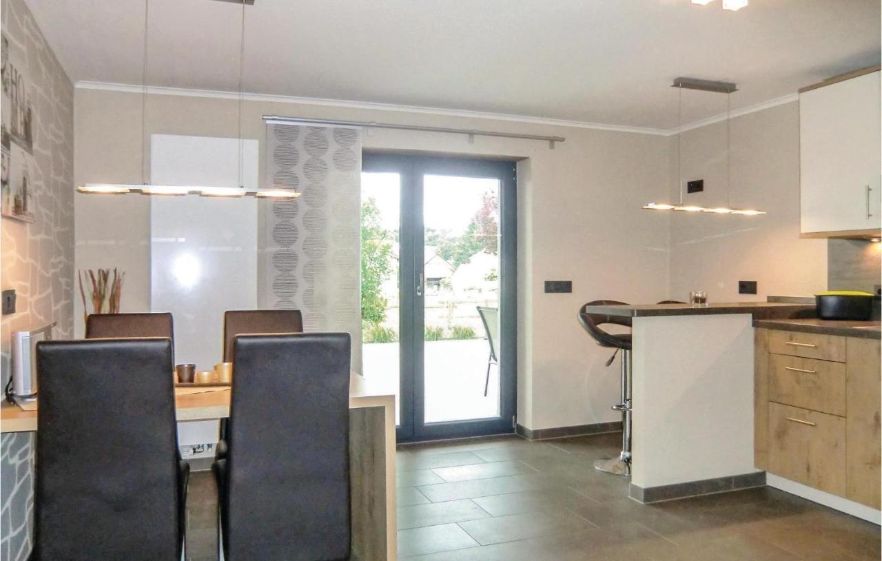 Cozy Apartment In Koerperich-Obersgegen With Wifi Korperich Dış mekan fotoğraf